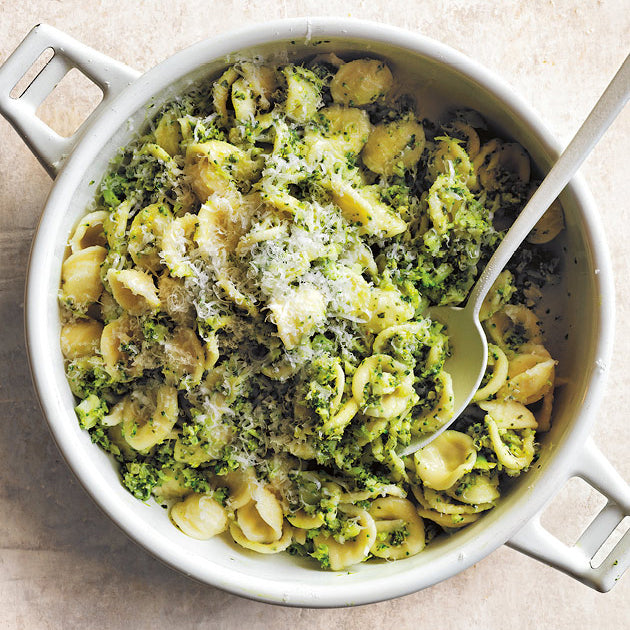 Mean-Green-Pesto-Pasta-two-busy-bees-honey